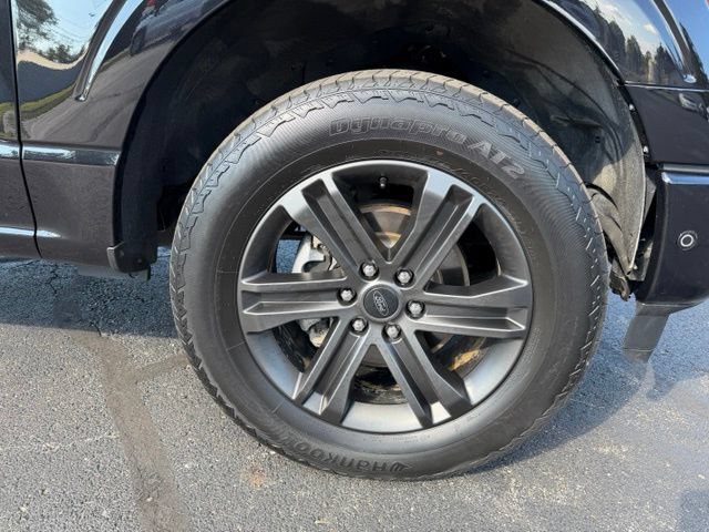 Used 2022 Ford F150 Lariat w/ Equipment Group 502A High AWD/4WD image 17