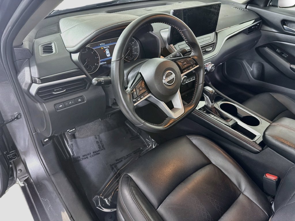 Certified 2025 Nissan Altima 2.5 SR w/ SR Premium Package FWD image 18