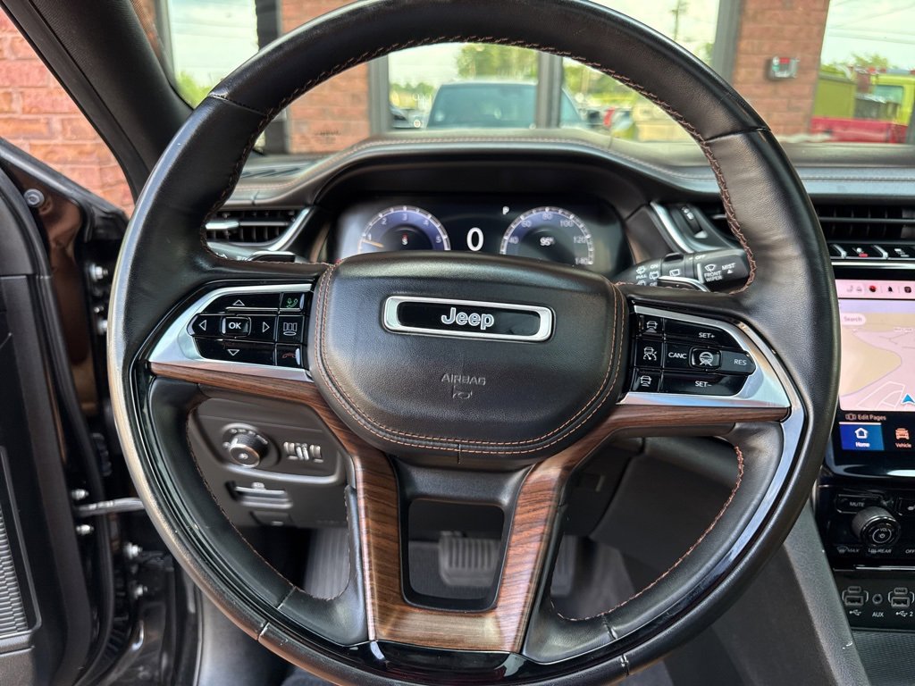 Used 2021 Jeep Grand Cherokee L Summit w/ Luxury Tech Group V image 31