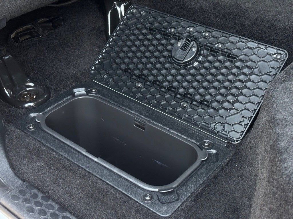 Used 2014 RAM 2500 Laramie AWD/4WD image 25