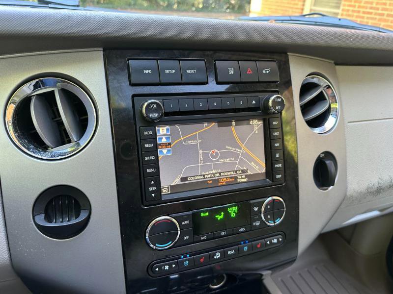 Used 2012 Ford Expedition Limited RWD image 37