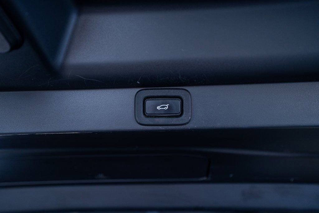 Used 2022 Land Rover Range Rover SE image 58