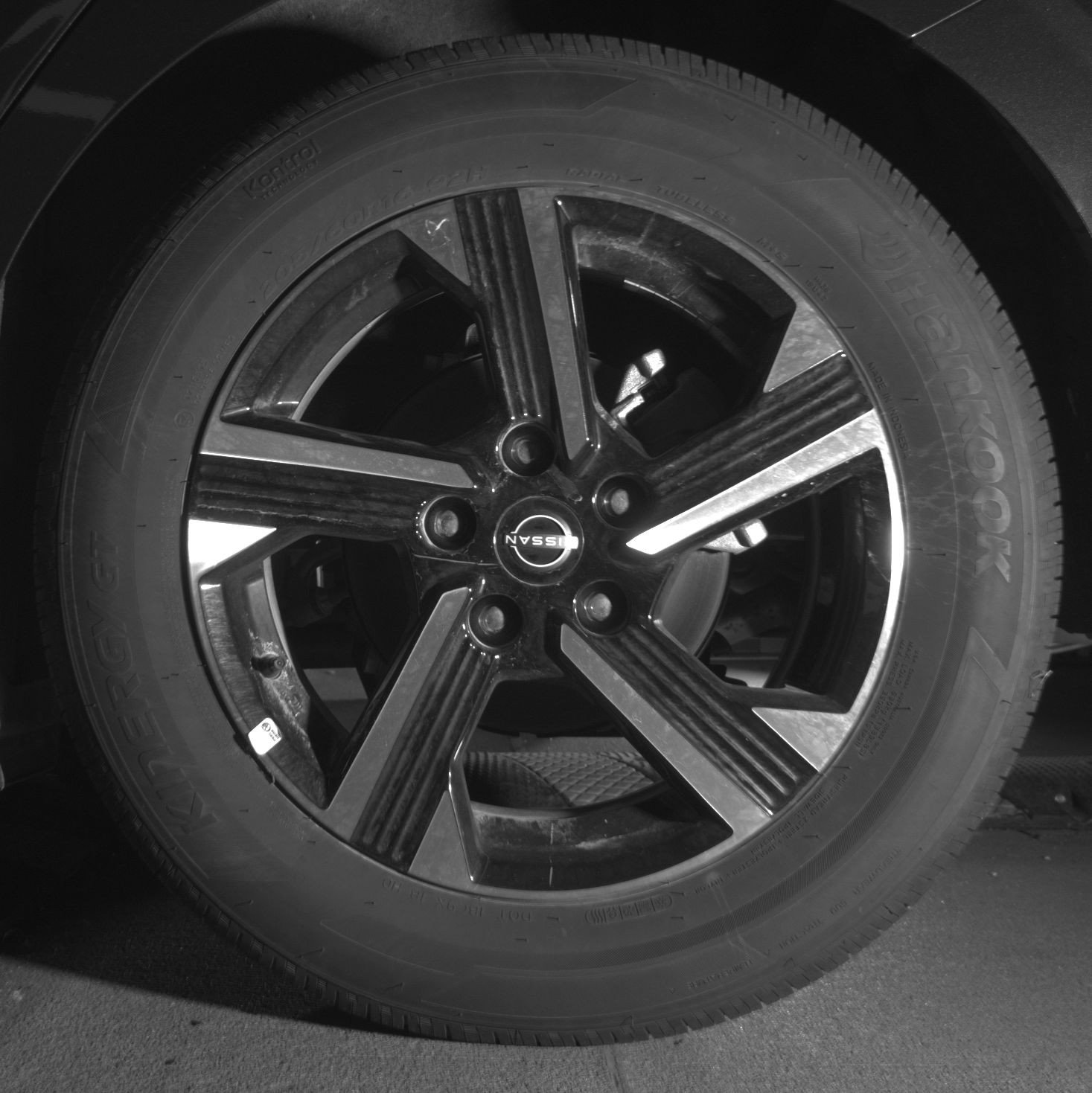 Used 2025 Nissan Sentra SV image 14