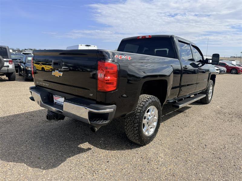 Used 2015 Chevrolet Silverado 2500 LT w/ LT Convenience Package AWD/4WD image 5