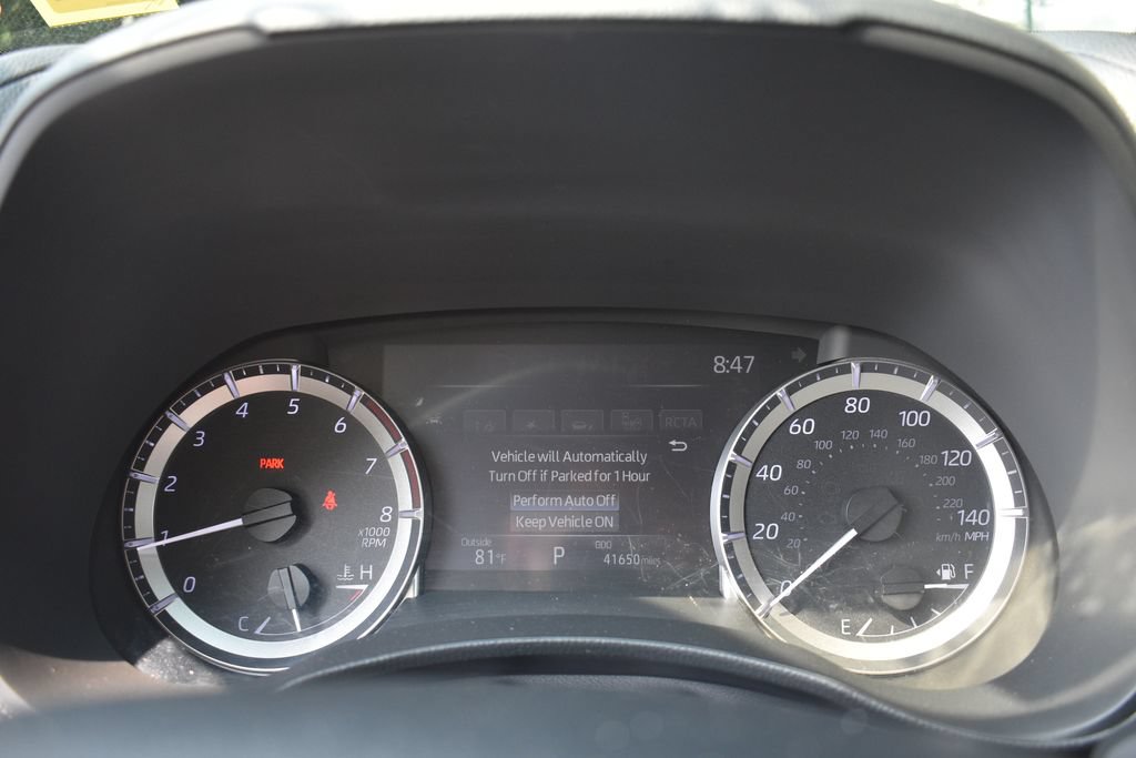 Used 2025 Toyota Highlander LE FWD image 15