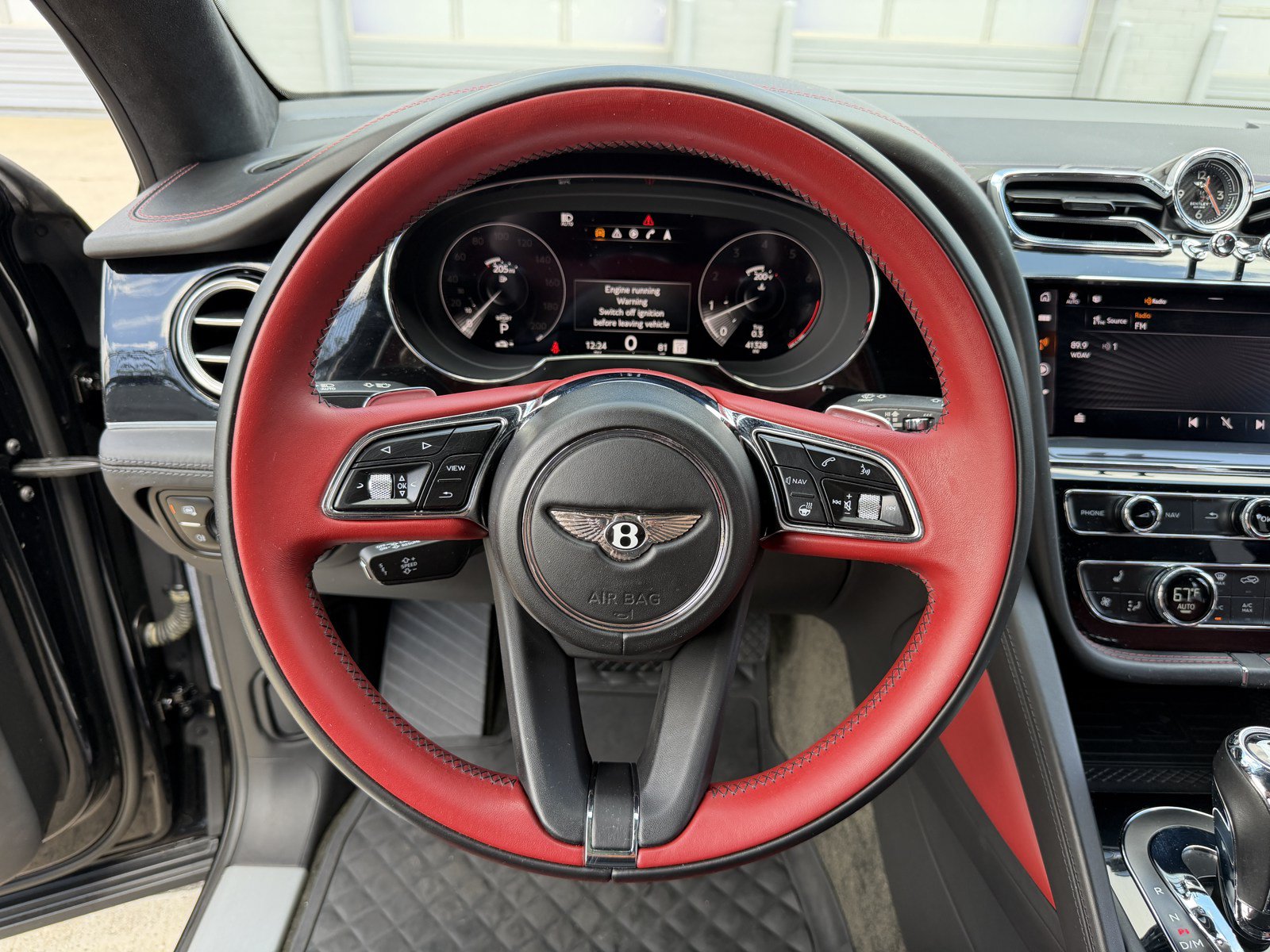 Certified 2023 Bentley Bentayga AWD/4WD image 18