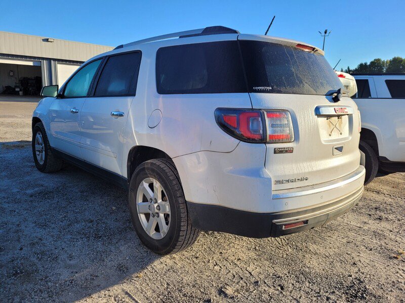 Used 2016 GMC Acadia SLE image 4