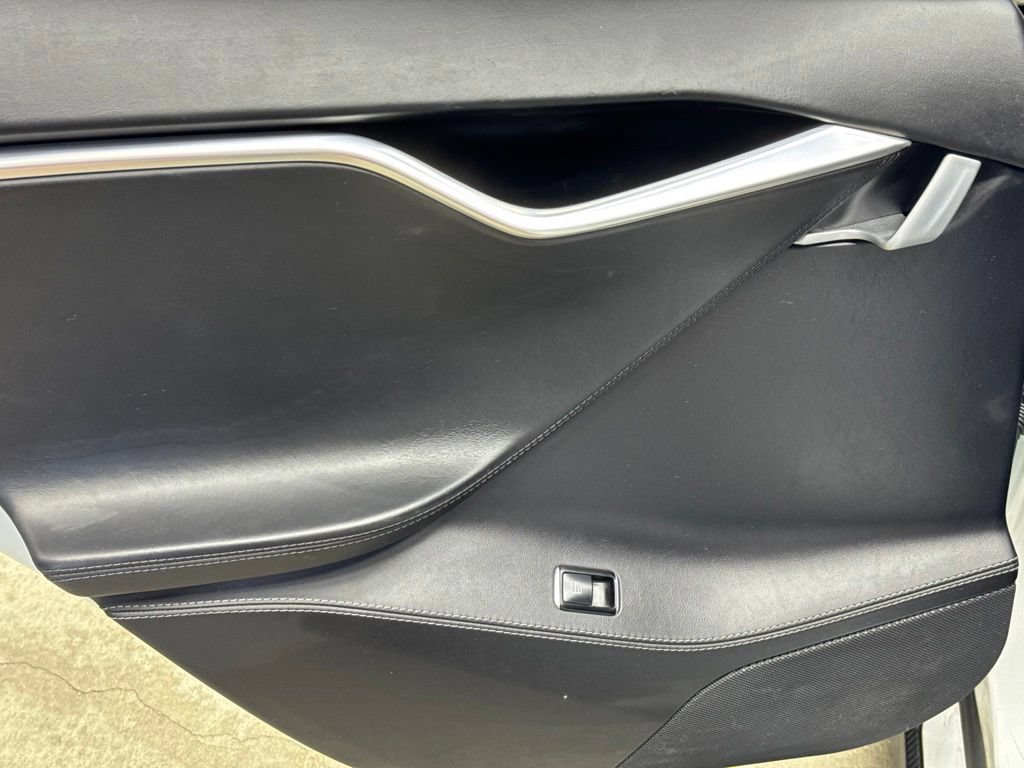 Used 2015 Tesla Model S P90D AWD/4WD image 18