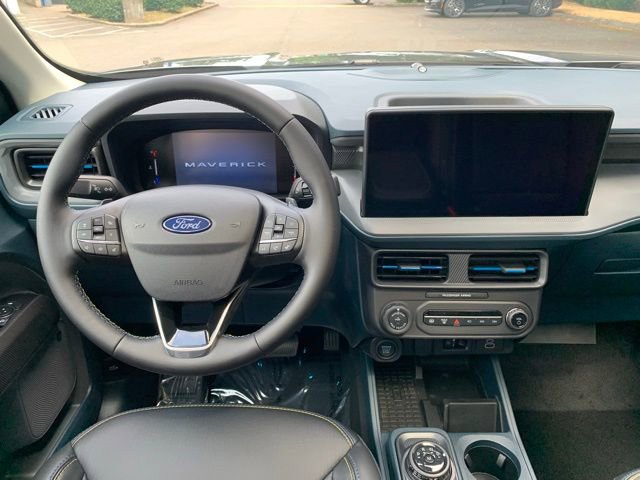 New 2025 Ford Maverick Lobo image 16
