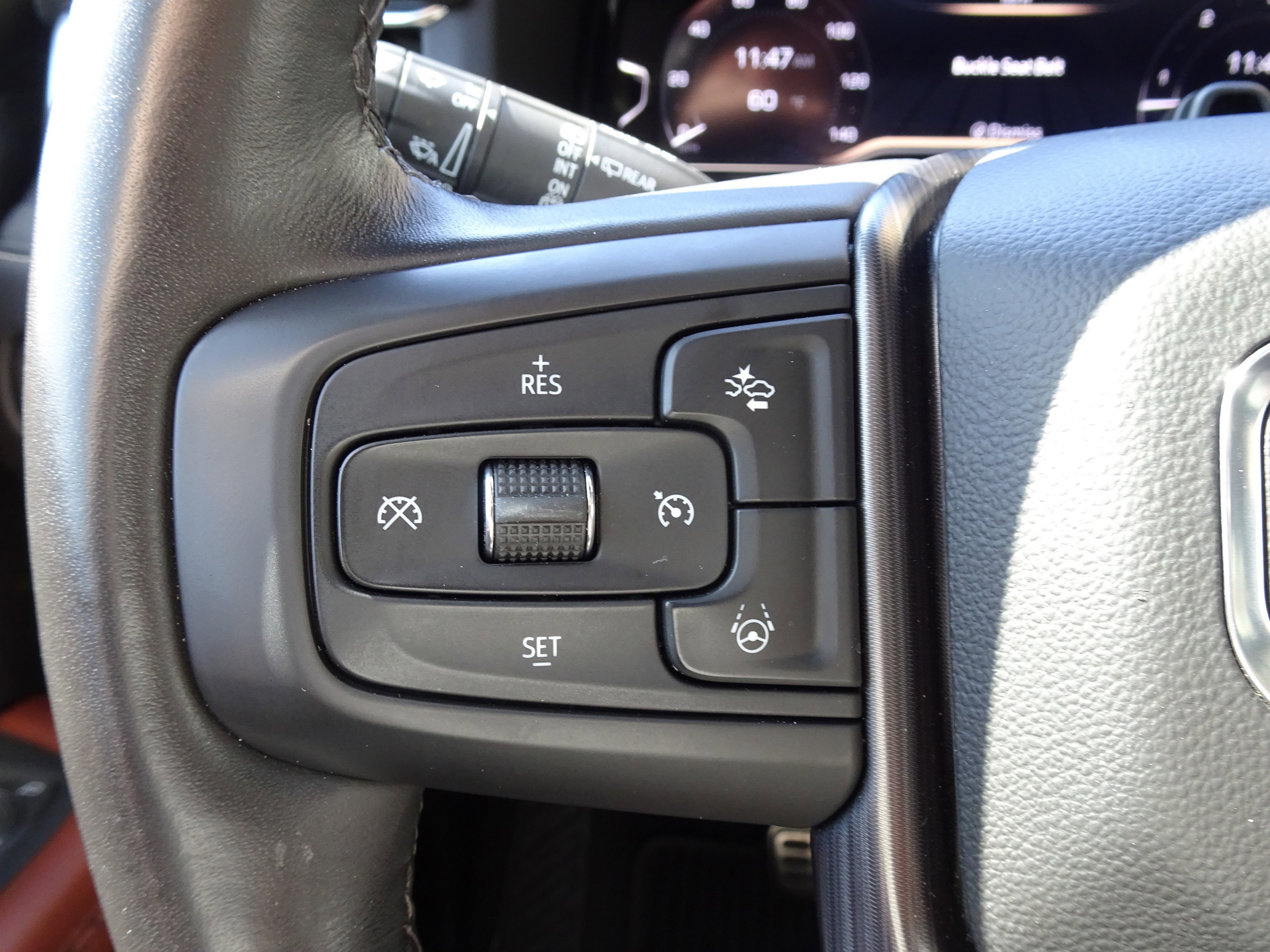 Used 2023 GMC Yukon Denali Ultimate image 23