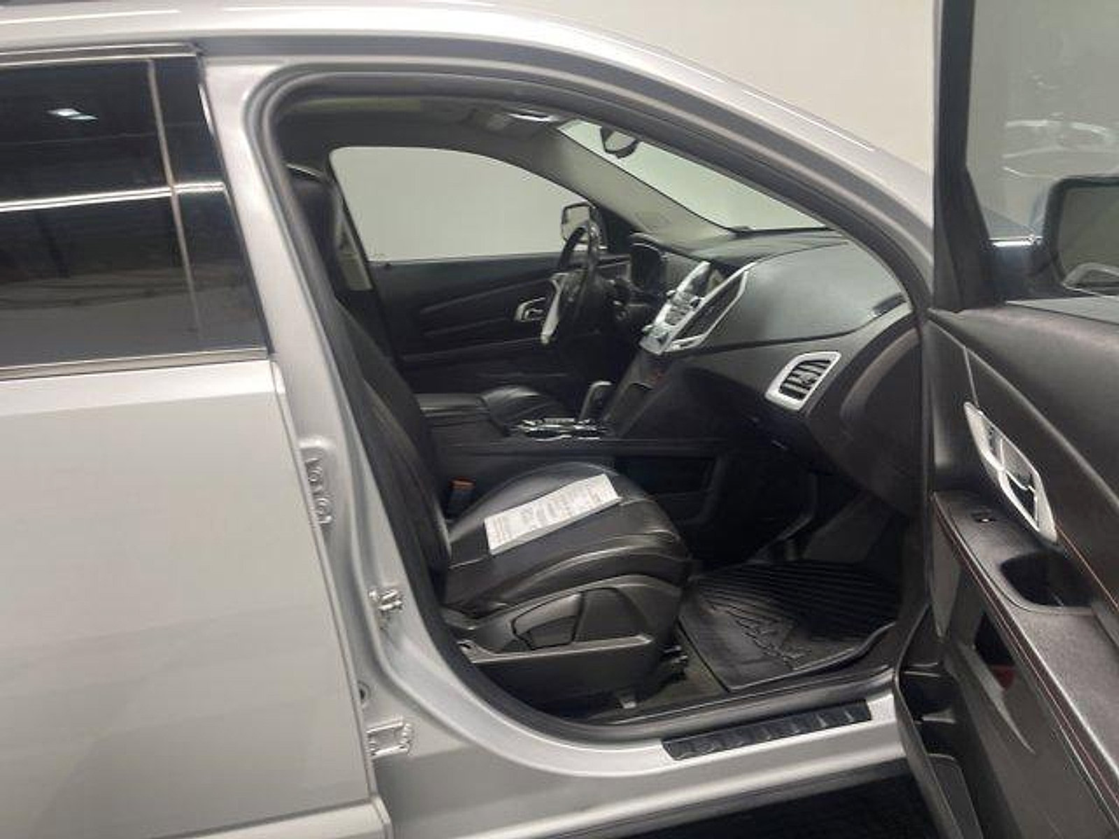 Used 2013 GMC Terrain SLT w/ LPO, Chrome Package FWD image 19