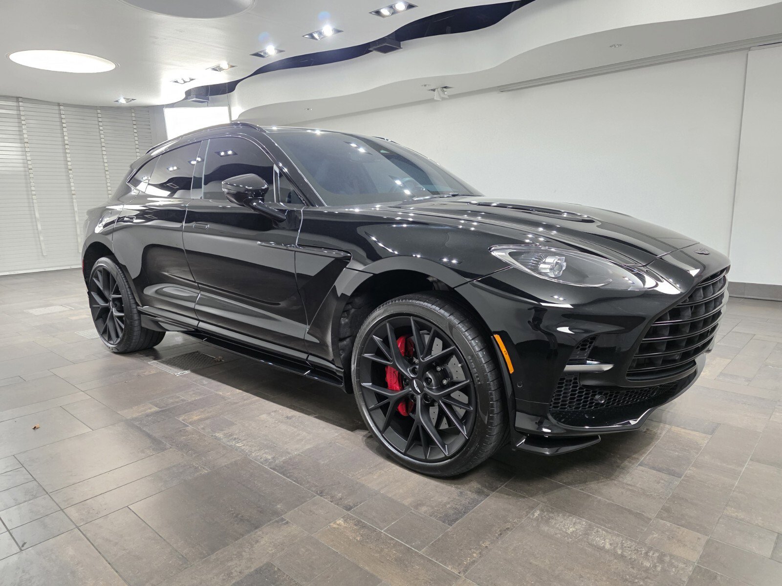 Used 2025 Aston Martin DBX 707