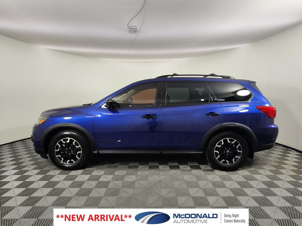 Used 2019 Nissan Pathfinder SL w/ Rock Creek Edition FWD image 2