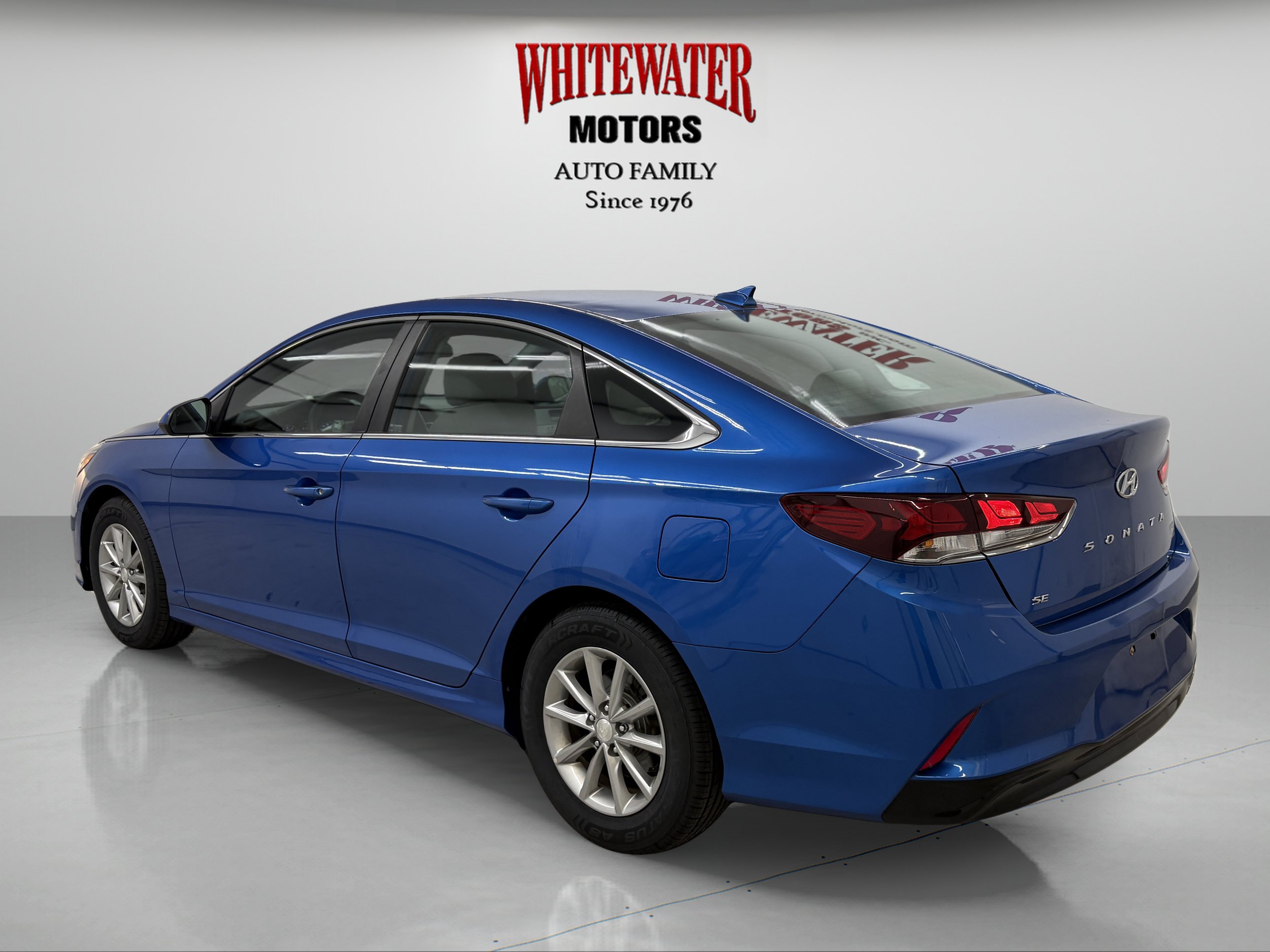Used 2018 Hyundai Sonata SE FWD image 2