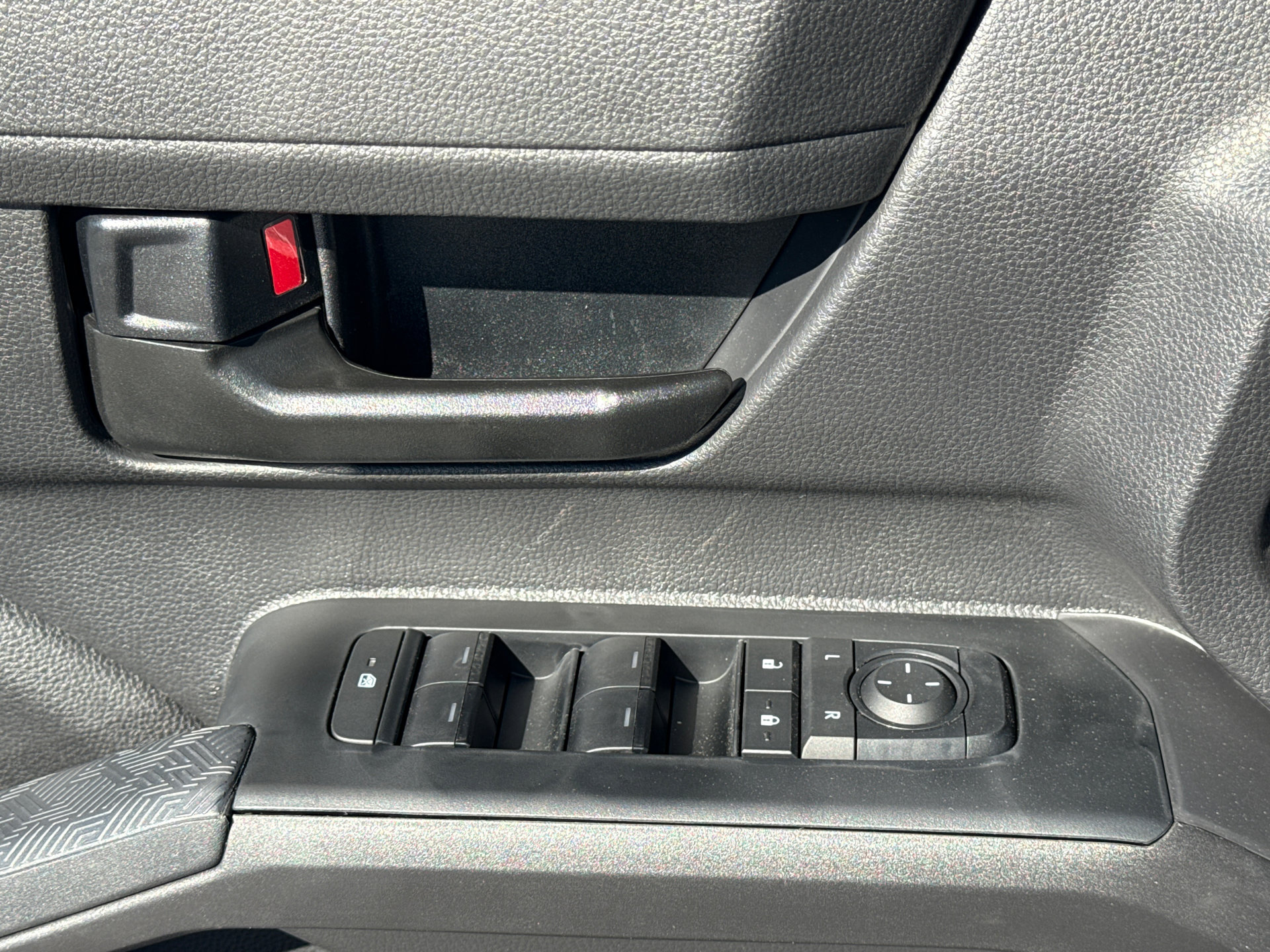 New 2026 Toyota Tacoma SR5 RWD image 21