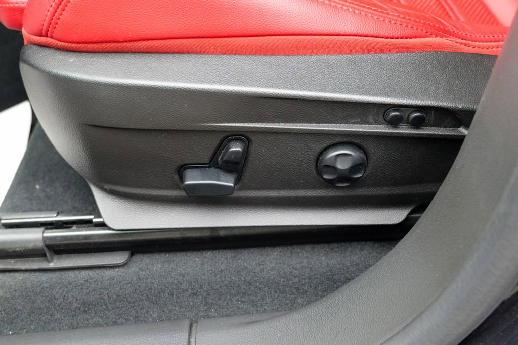 Used 2024 Alfa Romeo Stelvio Ti w/ Performance Driving Package image 25