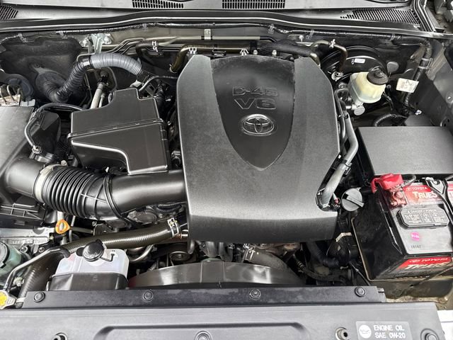 Used 2017 Toyota Tacoma SR5 w/ Tow Package AWD/4WD image 23