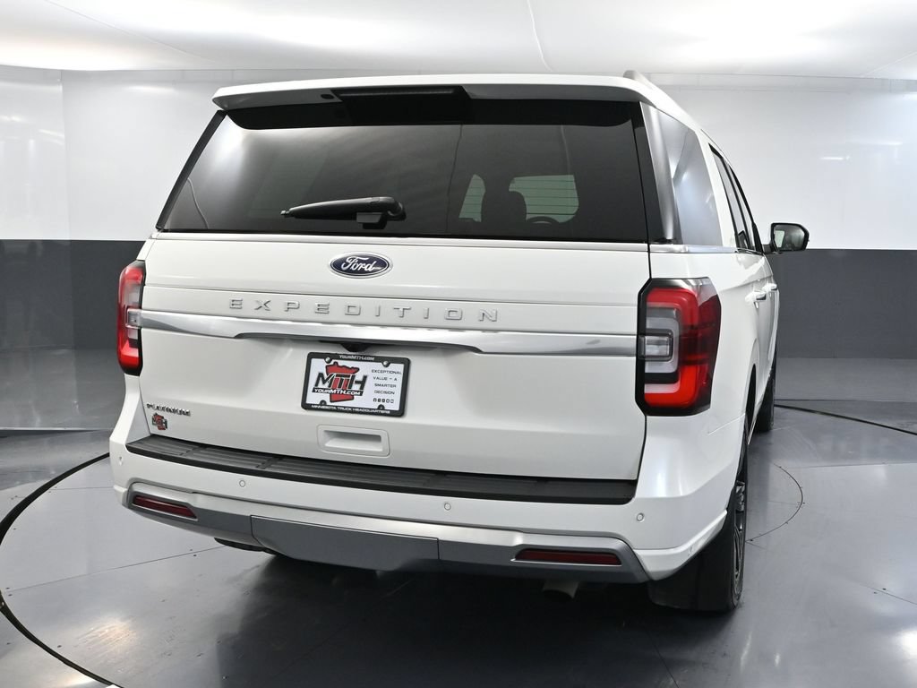 Used 2024 Ford Expedition Platinum AWD/4WD image 6