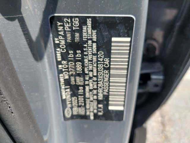 Used 2025 Hyundai Venue SEL FWD image 33