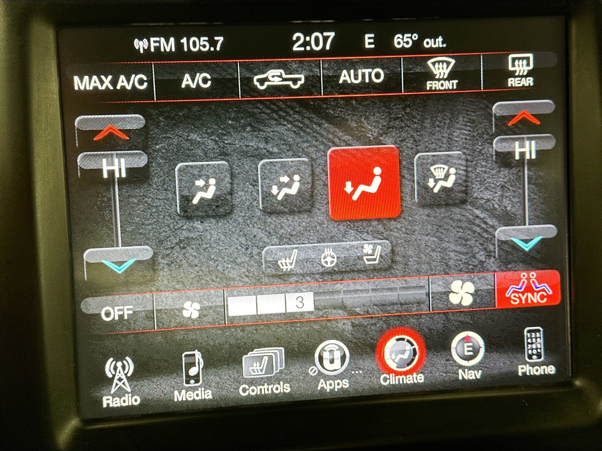 Used 2016 RAM 1500 Laramie w/ Convenience Group image 20