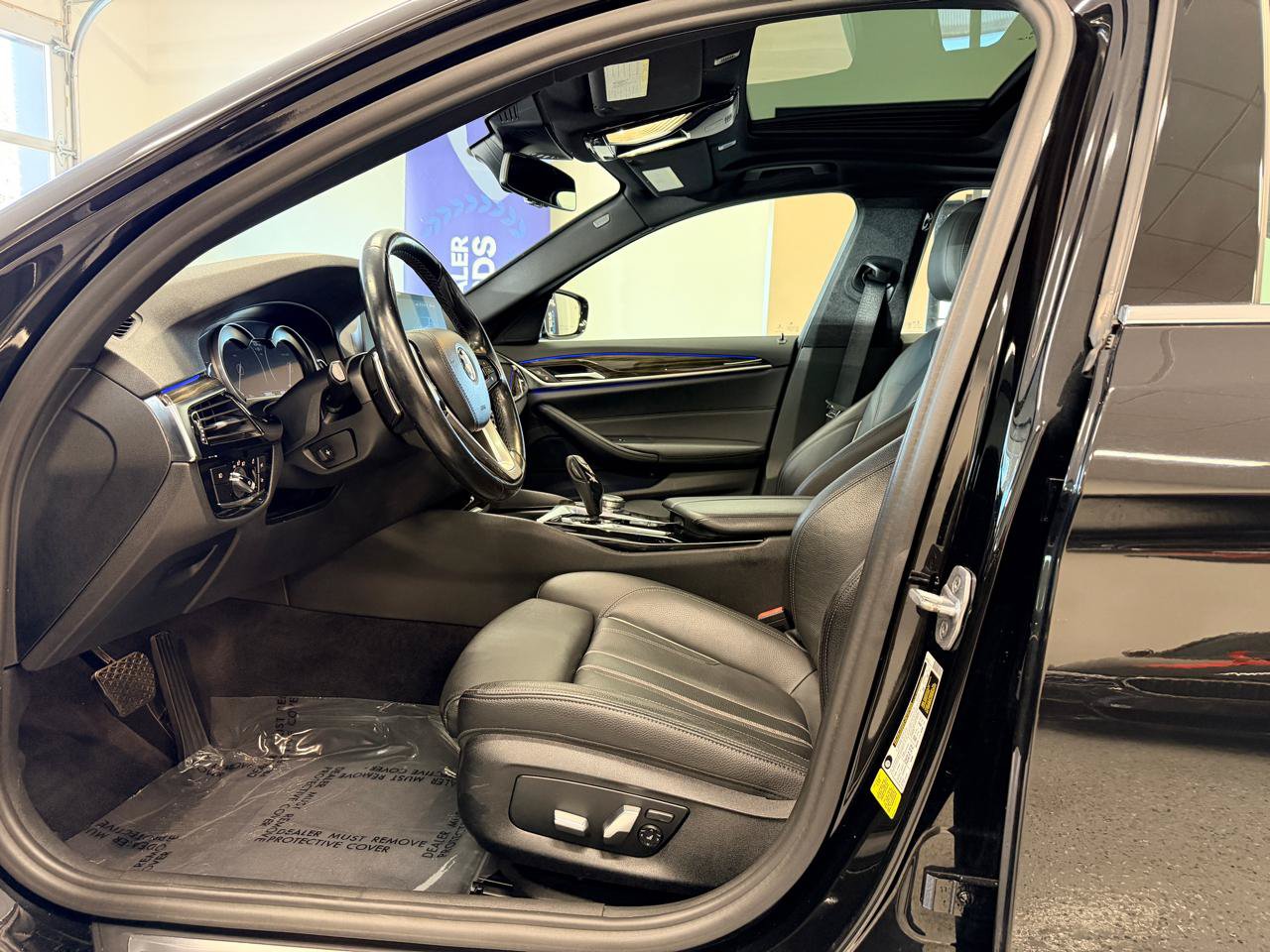 Used 2018 BMW 530i RWD image 33