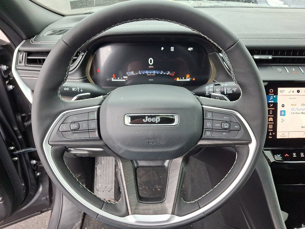 New 2026 Jeep Grand Cherokee Altitude AWD/4WD image 16