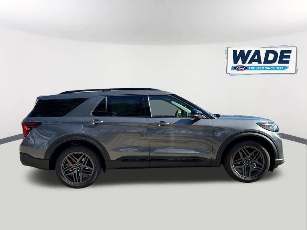 New 2026 Ford Explorer ST w/ Sun And Sound Package image 4