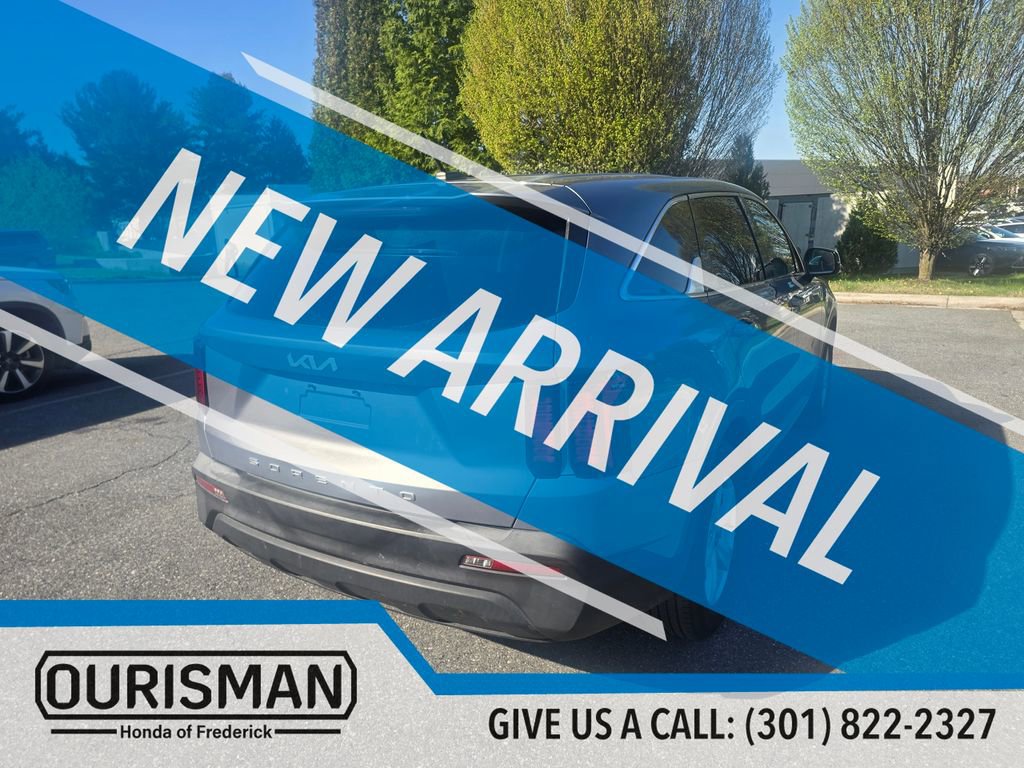Used 2022 Kia Sorento LX image 8