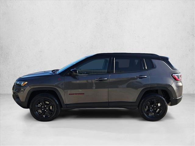 Used 2024 Jeep Compass Trailhawk AWD/4WD image 9