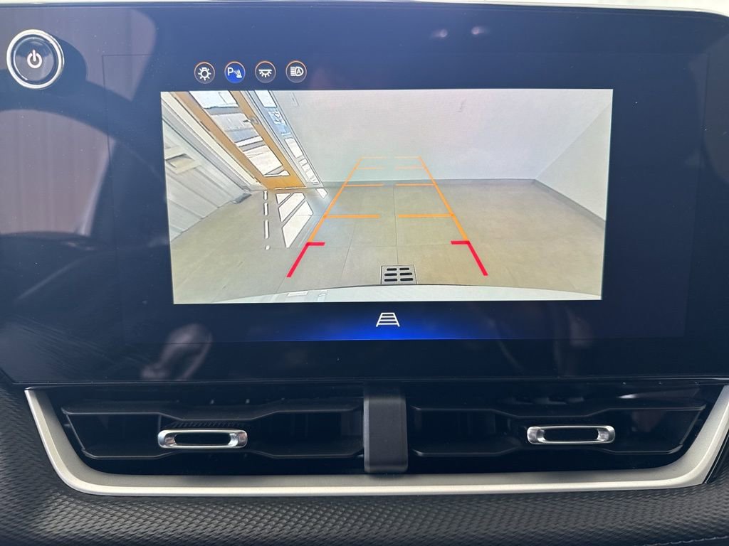 Used 2025 Chevrolet Equinox LT image 13