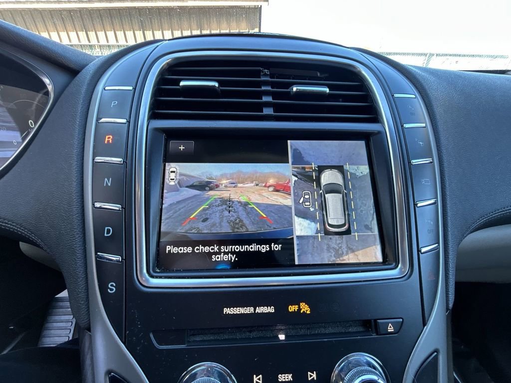 Used 2020 Lincoln Nautilus Reserve image 17