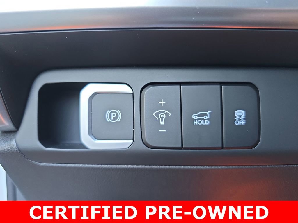 Used 2025 Hyundai Santa Fe SEL FWD image 28