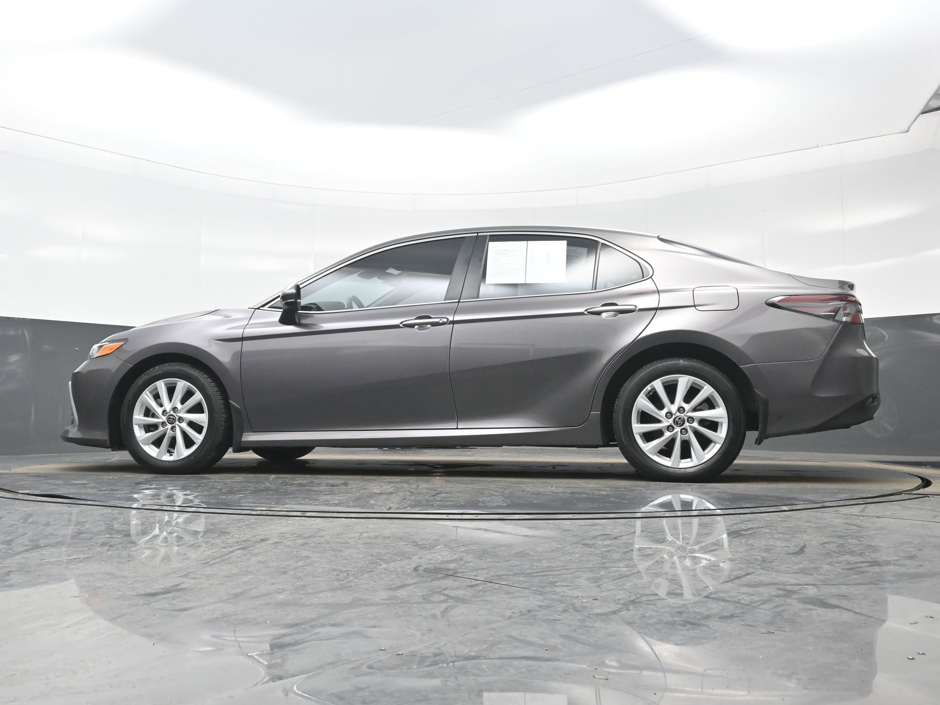 Used 2024 Toyota Camry LE image 27