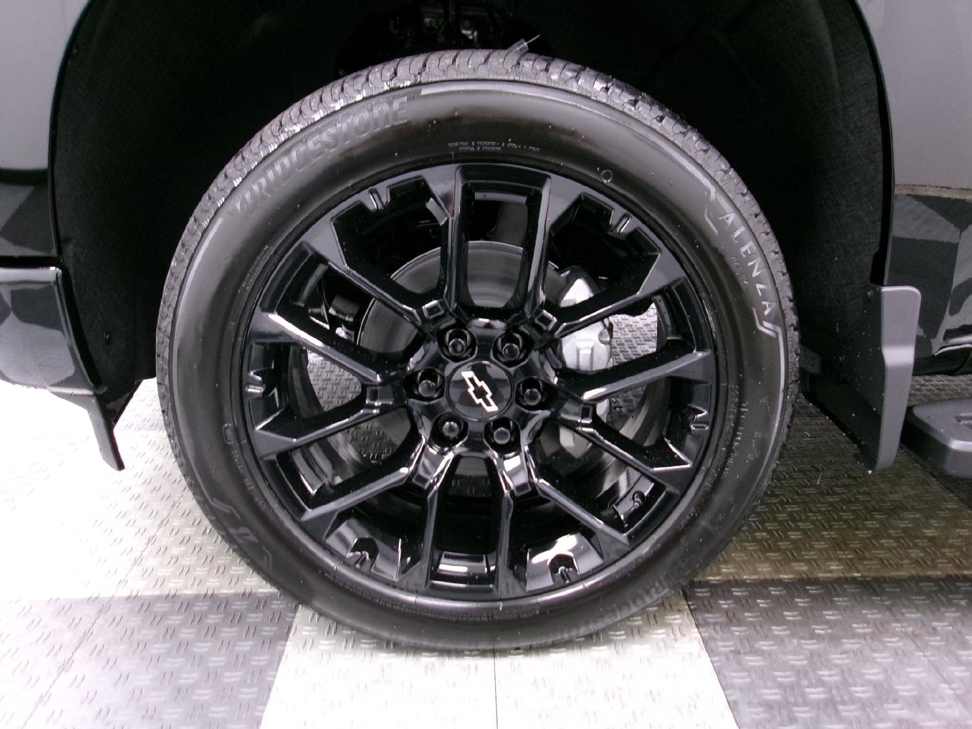 New 2026 Chevrolet Silverado 1500 High Country w/ Technology Package image 17