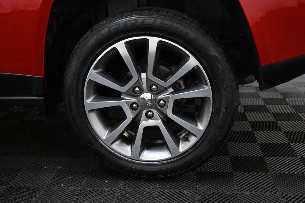 Used 2017 Jeep Compass Sport w/ Power Value Group image 30