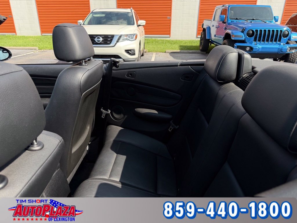 Used 2009 BMW 135i Convertible RWD image 14