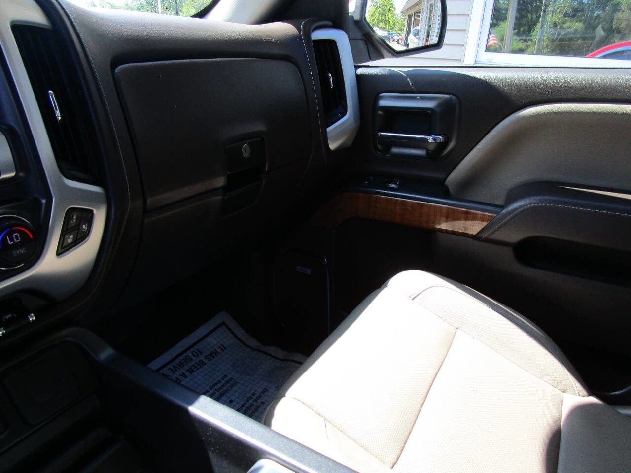 Used 2018 GMC Sierra 1500 SLT image 17