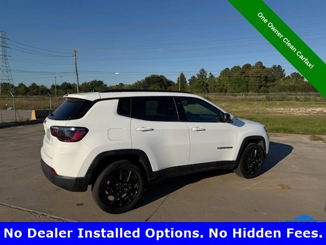 Used 2025 Jeep Compass Latitude w/ Convenience Group AWD/4WD image 3
