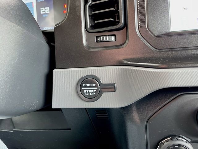 Used 2021 Ford Bronco Black Diamond image 17