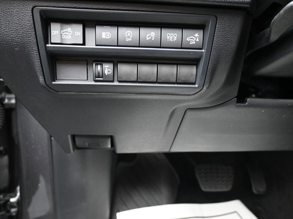 Used 2023 Toyota Tundra SR5 w/ SR5 Convenience Package AWD/4WD image 22