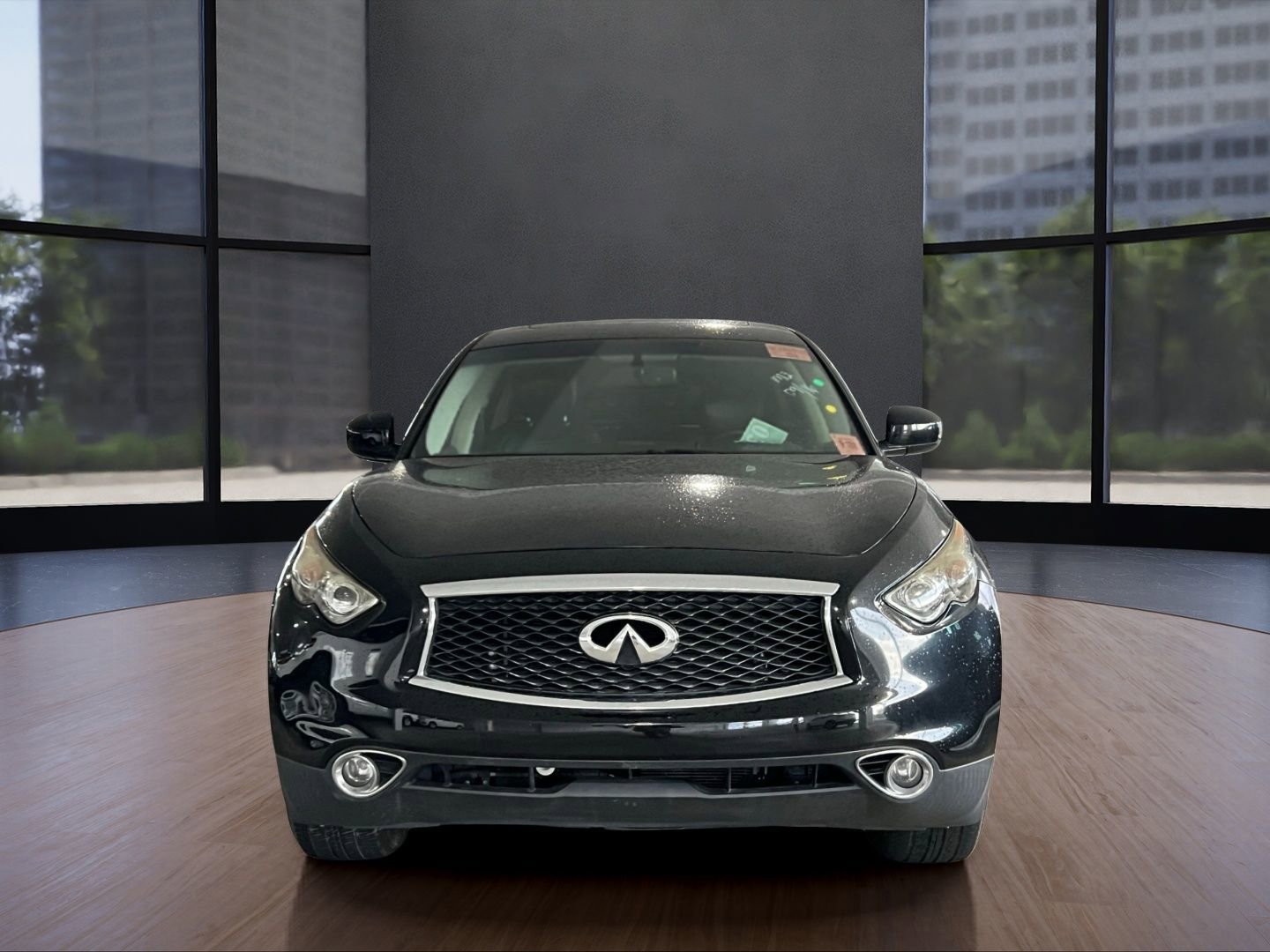 Used 2017 INFINITI QX70 2WD image 2