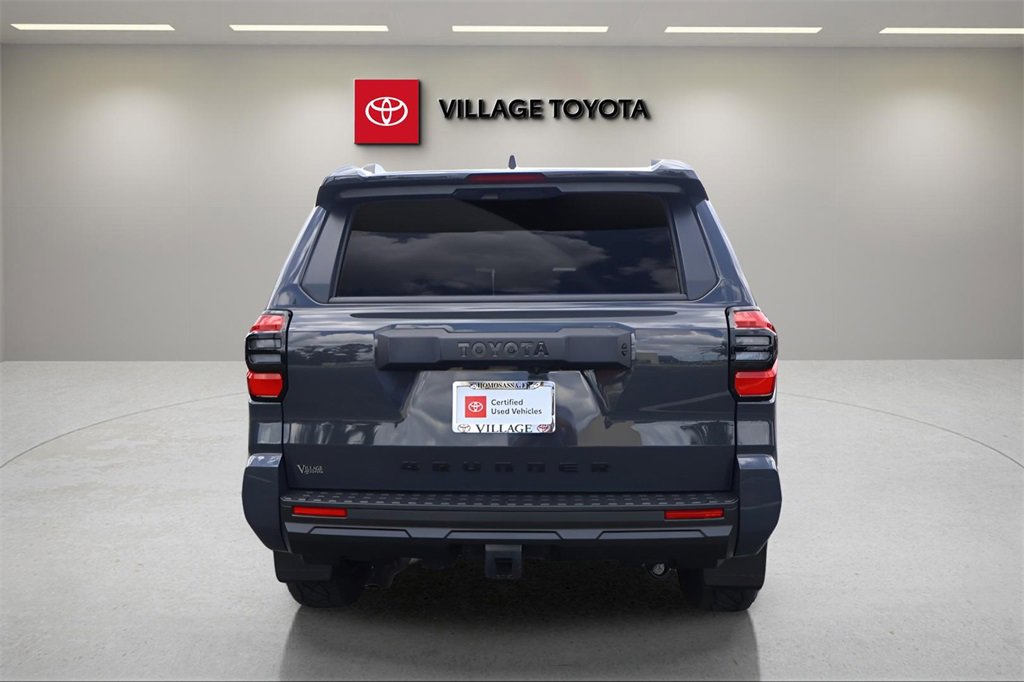 Certified 2025 Toyota 4Runner SR5 image 4