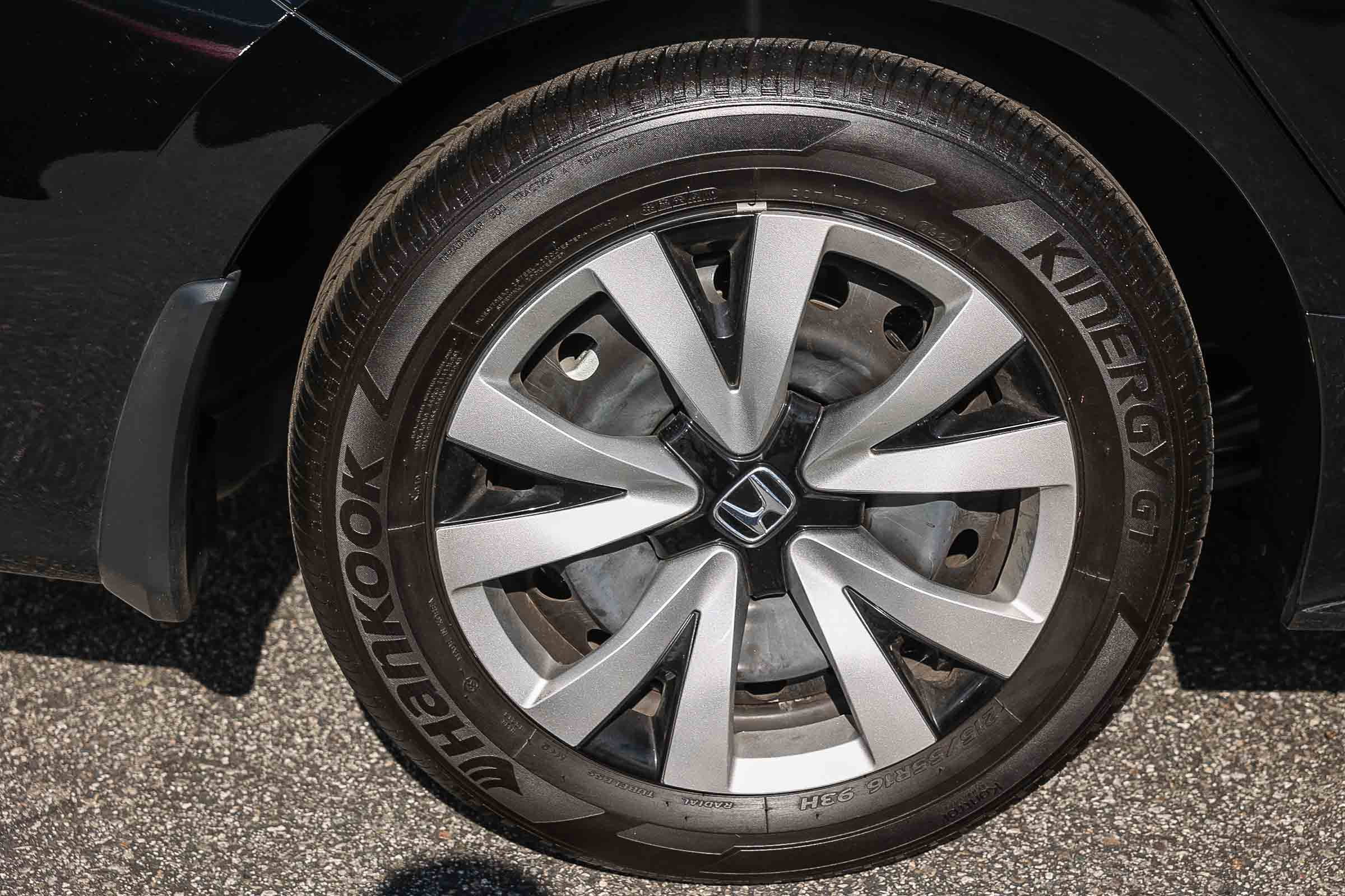 Used 2025 Honda Civic LX image 11