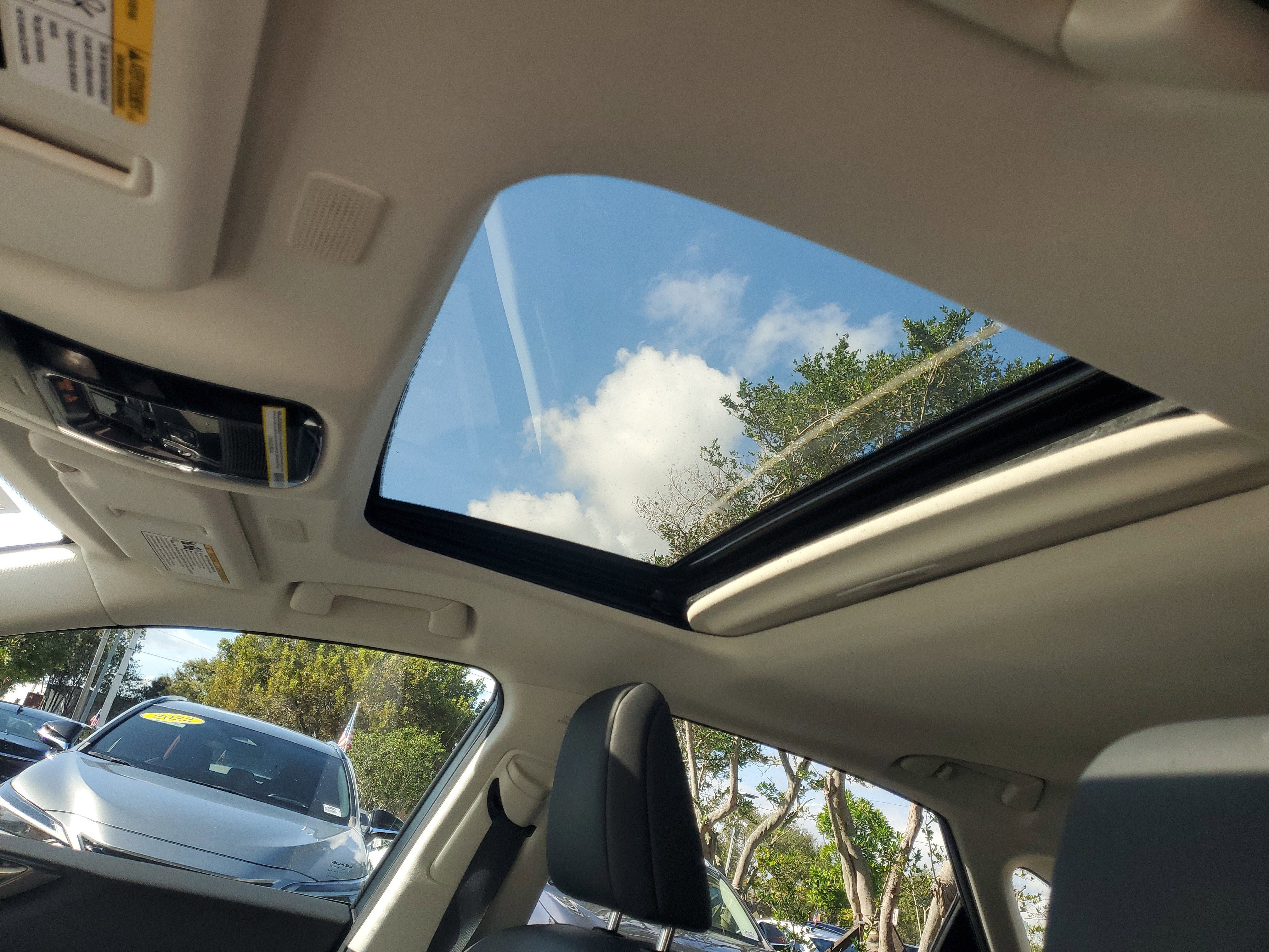 Certified 2022 Lexus NX 250 FWD w/ Premium Package image 18