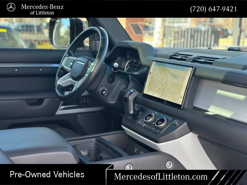 Used 2023 Land Rover Defender 90 X-Dynamic SE image 28