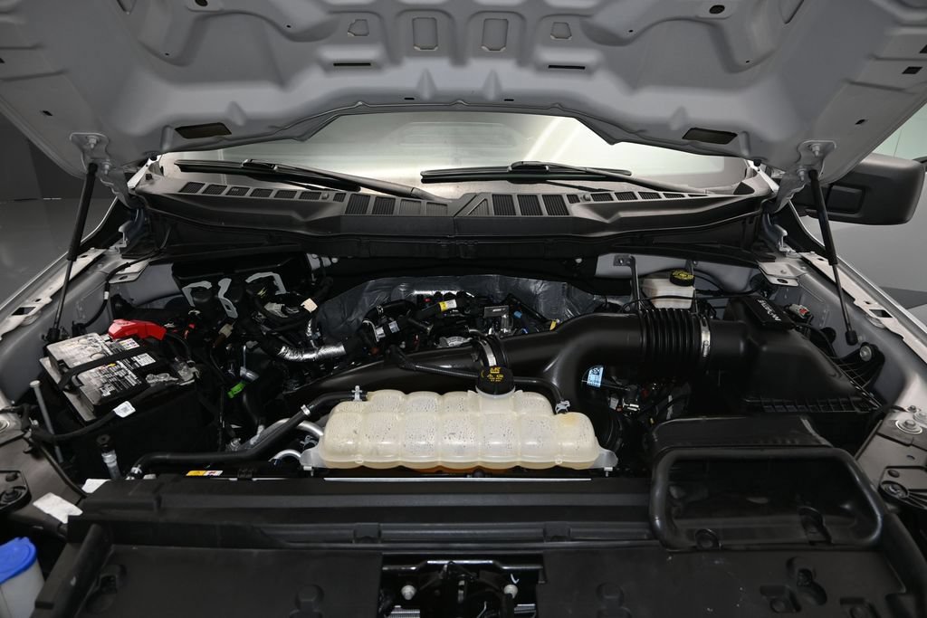 Used 2024 Ford F150 STX AWD/4WD image 16
