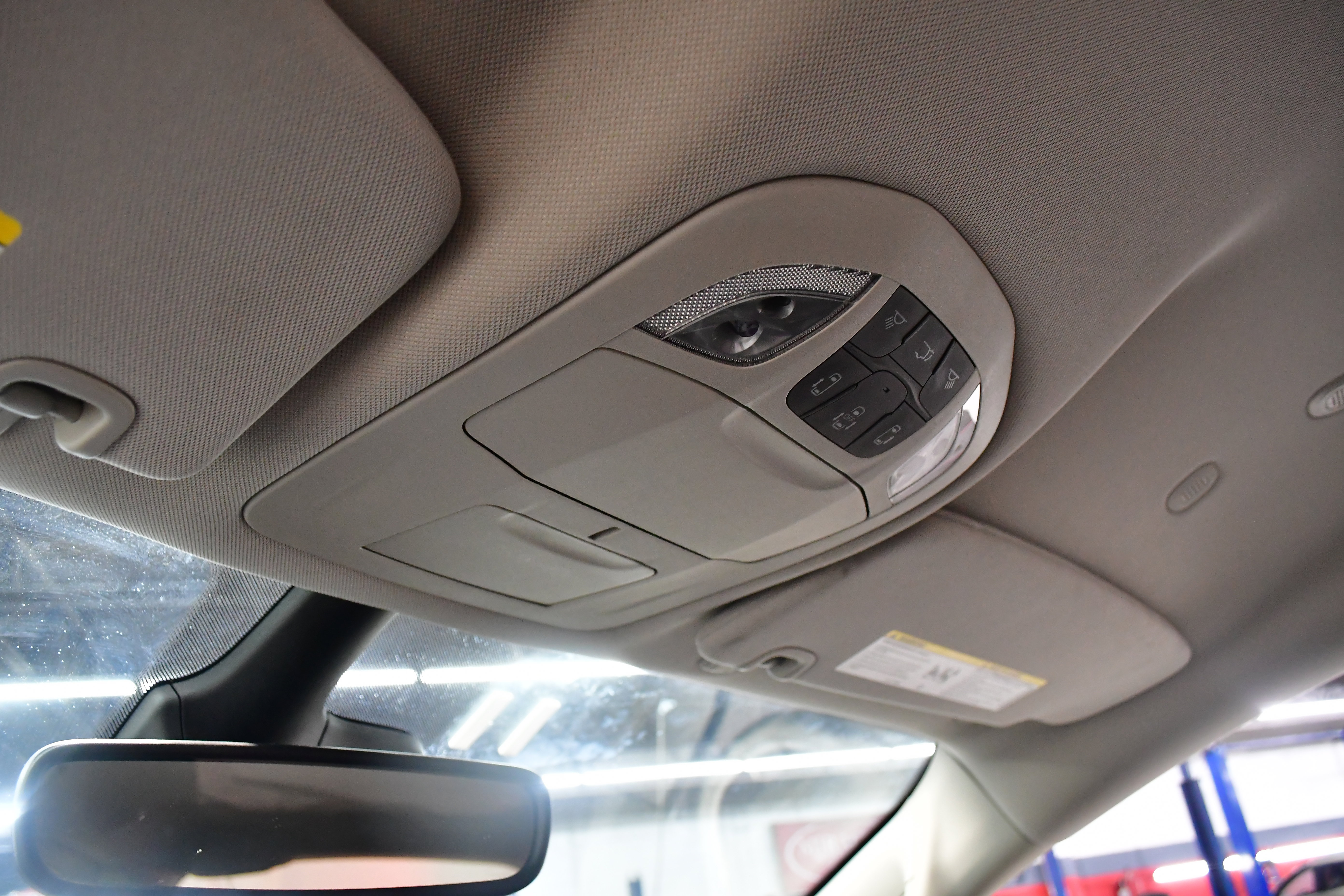 Used 2023 Chrysler Pacifica Touring-L FWD image 33