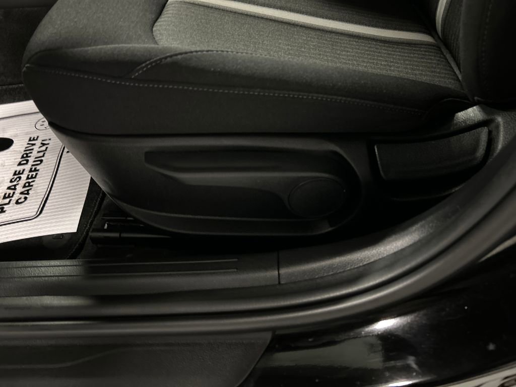 Used 2023 Hyundai Sonata SE image 11