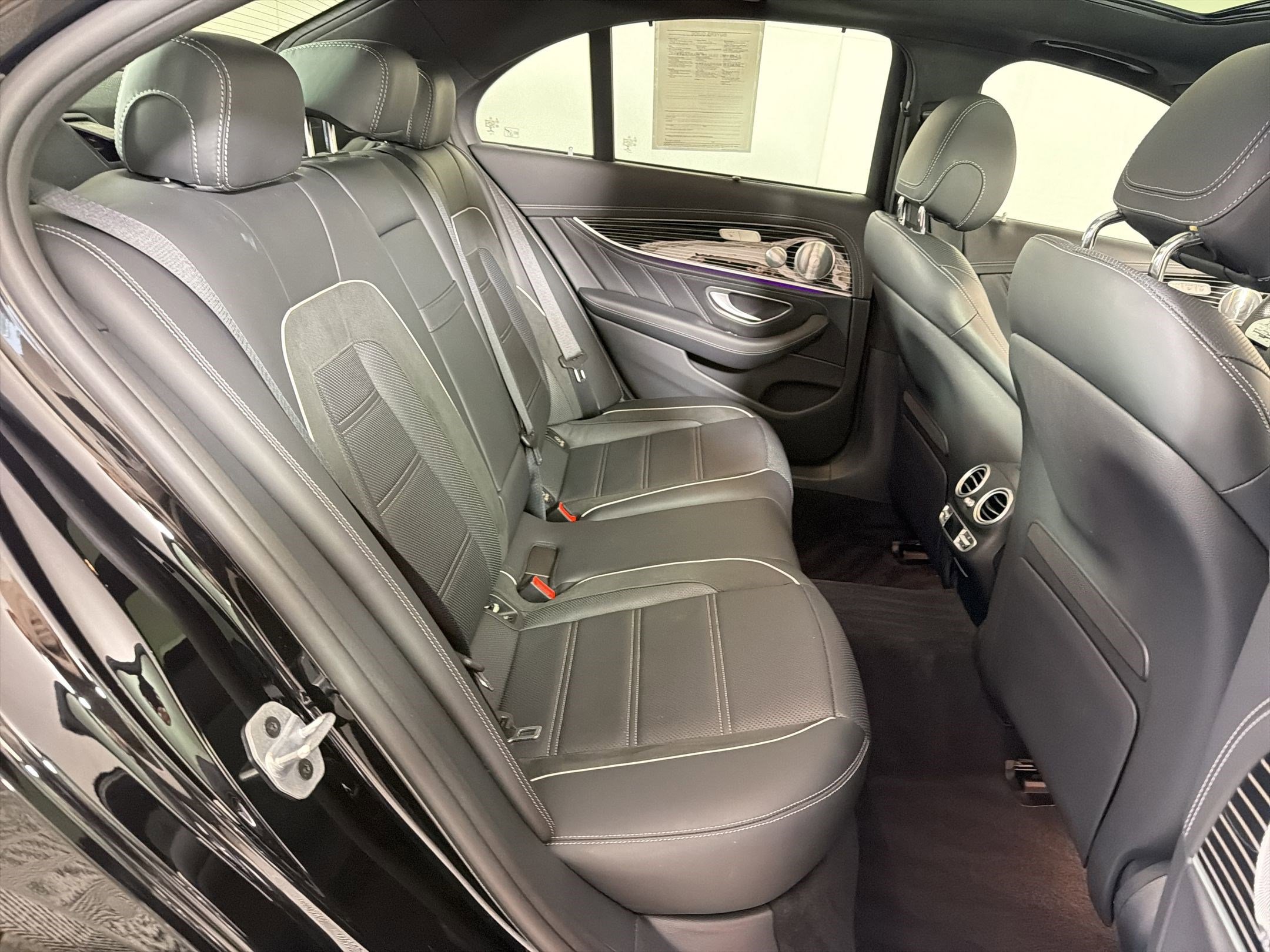 Used 2020 Mercedes-Benz E 63 AMG S image 30