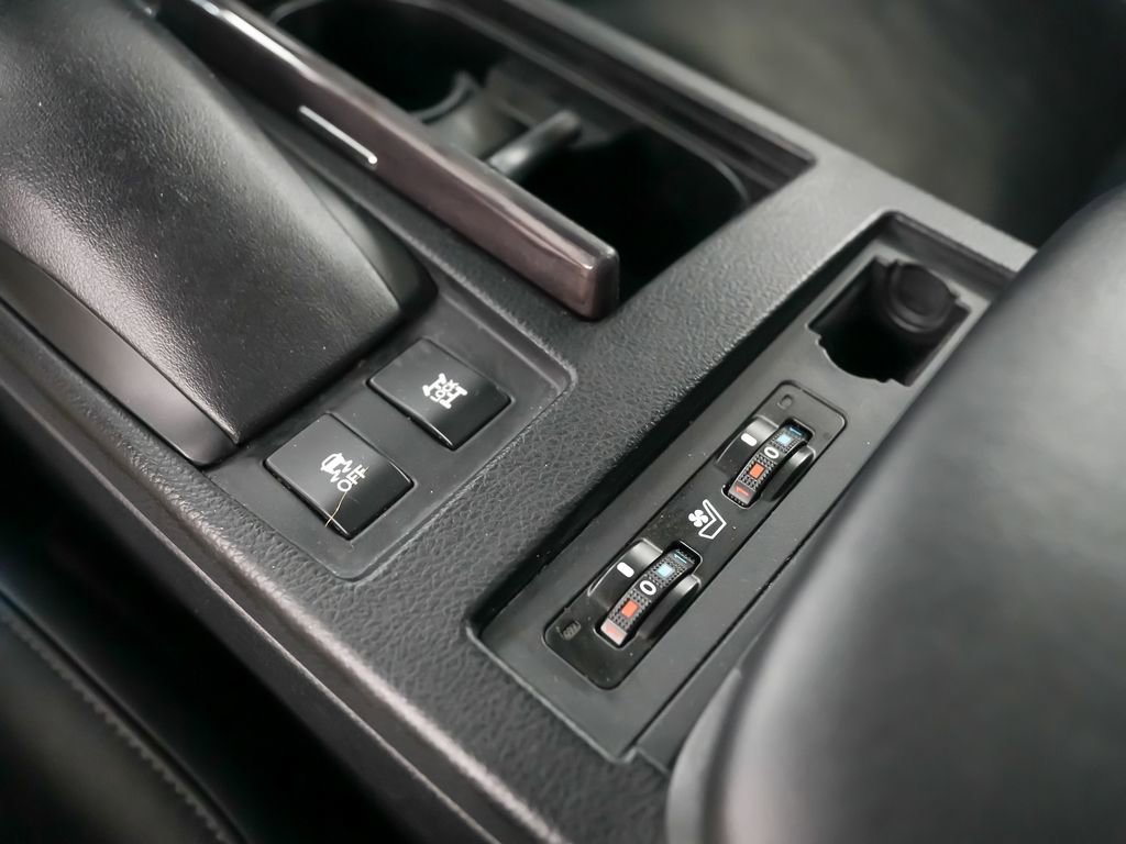 Used 2013 Lexus RX 350 AWD w/ Navigation Pkg image 32